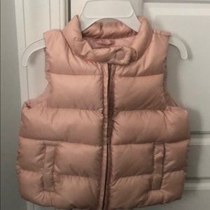 Baby gap soft pink puffer vest size 18-24 months